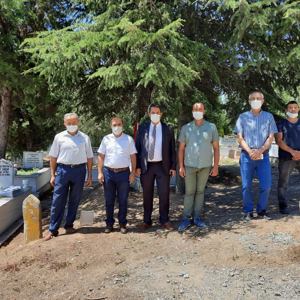 15 Temmuz Demokrasi ve Milli Birlik Günü Kapsamında  Şehit Kabirleri Ziyaret Edildi - fotoğraf 35