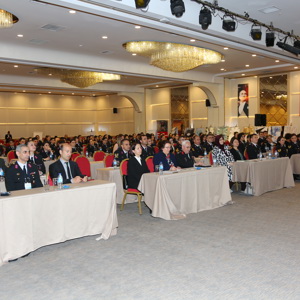 Kadının Güçlenmesi, Kadına Yönelik Şiddet ve Erken Yaşta Evliliklerle Mücadele Kapsamında Eğitim Seminerleri Gerçekleştirildi. - fotoğraf 1