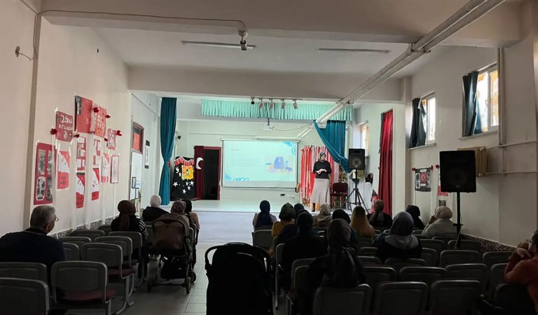 Okul-Aile İş Birliğinin Güçlendirilmesine Yönelik Eğitim Gerçekleştirildi