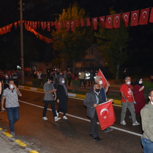 Van'da 15 Temmuz Demokrasi ve Milli Birlik Günü Dolayısıyla Etkinlikler Düzenlendi - fotoğraf 9