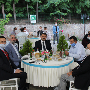 15 Temmuz Şehit ve Gazilerimiz  Onuruna Yemek Verildi - fotoğraf 7