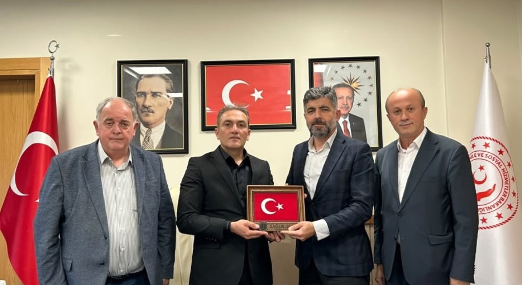 Sağlık-Sen Sakarya Şubesinden İl Müdürümüz Cemal Keskin’e hayırlı olsun Ziyareti
