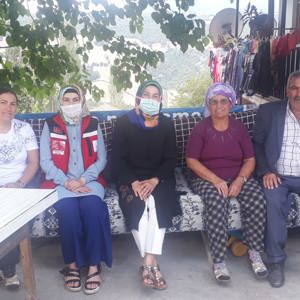 Bayram Arifesinde Şehitlerimizin Ailelerini Ziyaret Ettik - fotoğraf 12