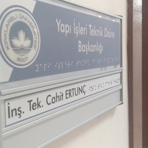 Kırklareli İli Erişilebilirlik İzleme ve Denetleme Komisyonu tarafından Kayalı Kampüsünde bulunan Kırklareli Üniversitesi Rektörlük Binasında değerlendirme çalışması gerçekleştirilmiştir. - fotoğraf 5