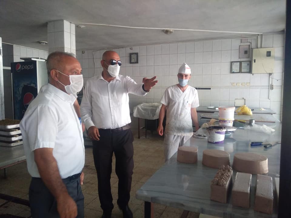 Koronavirüs tedbirleri denetimi kapsamında İl Müdürümüz Sayın Abdulbari AKSOY öncülüğünde kurum personellerimiz ile birlikte vatandaşlarımıza ve esnaflarımıza tedbirleri hatırlatarak uyarılarda bulunduk.