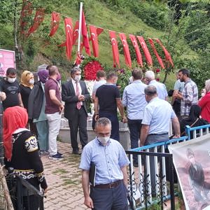 Şehit Eren Bülbülümüz Dualarla anıldı. - fotoğraf 3