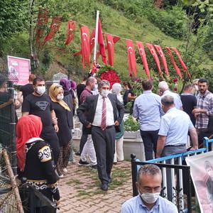 Şehit Eren Bülbülümüz Dualarla anıldı. - fotoğraf 5
