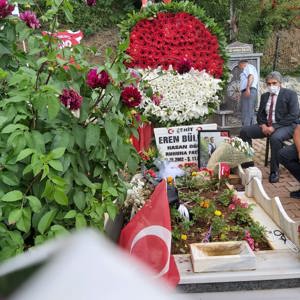 Şehit Eren Bülbülümüz Dualarla anıldı. - fotoğraf 11