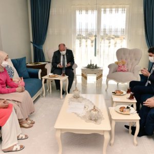 Sayın Valimiz Ömer Faruk Coşkun ve İl Müdürümüz Şehit Ailelerimizin Evlerine Bayram Ziyaretinde Bulundu - fotoğraf 2