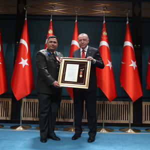 Cumhurbaşkanlığı Himayelerinde Gerçekleştirilen Devlet Övünç Madalyası Tevcih Töreni - fotoğraf 9