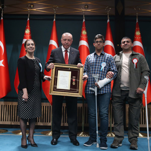 Cumhurbaşkanlığı Himayelerinde Gerçekleştirilen Devlet Övünç Madalyası Tevcih Töreni - fotoğraf 10