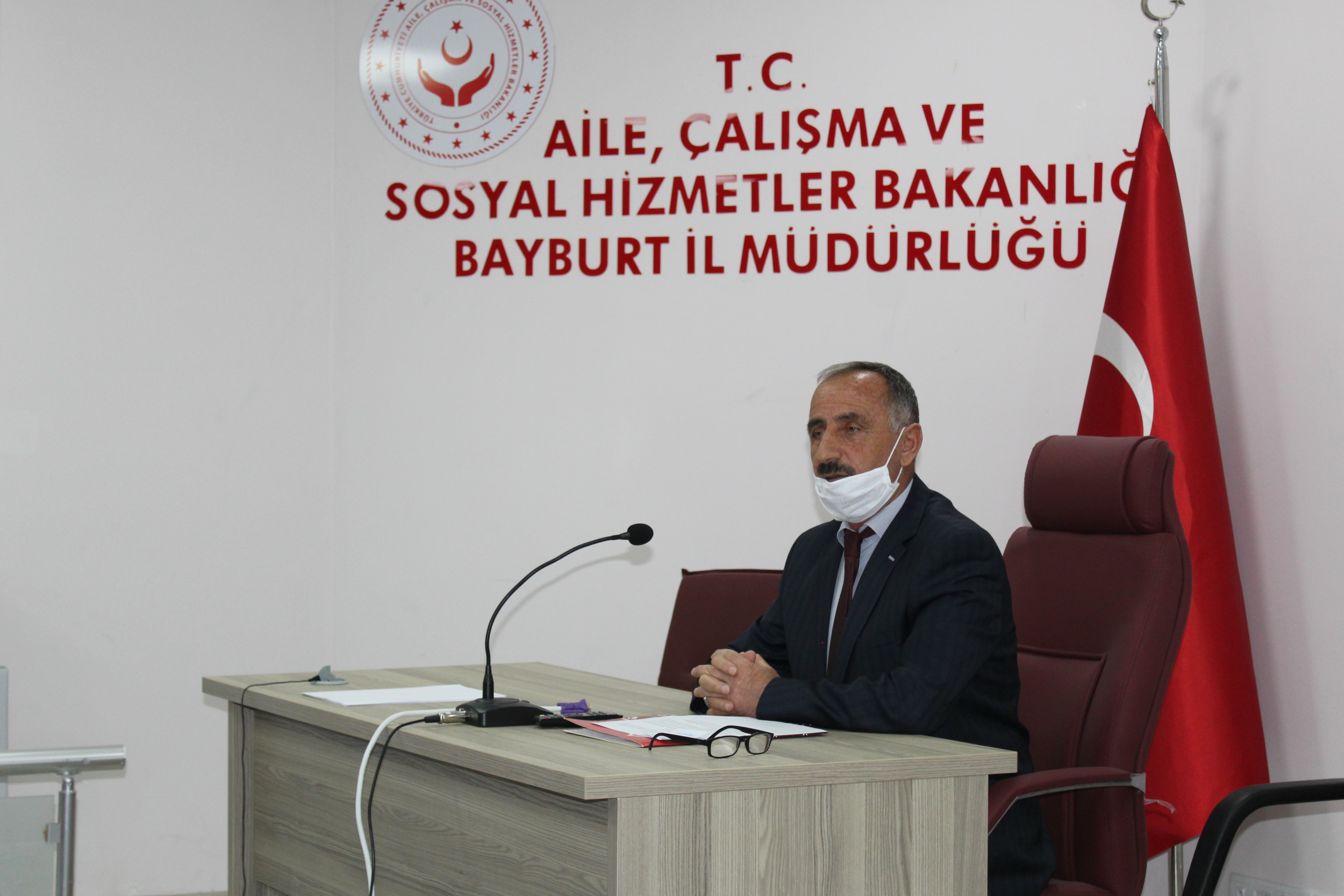 İl Müdürü Kenan EROĞLU Kurum ve Kuruluş Personelleri ile Bir Toplantı Gerçekleştirdi