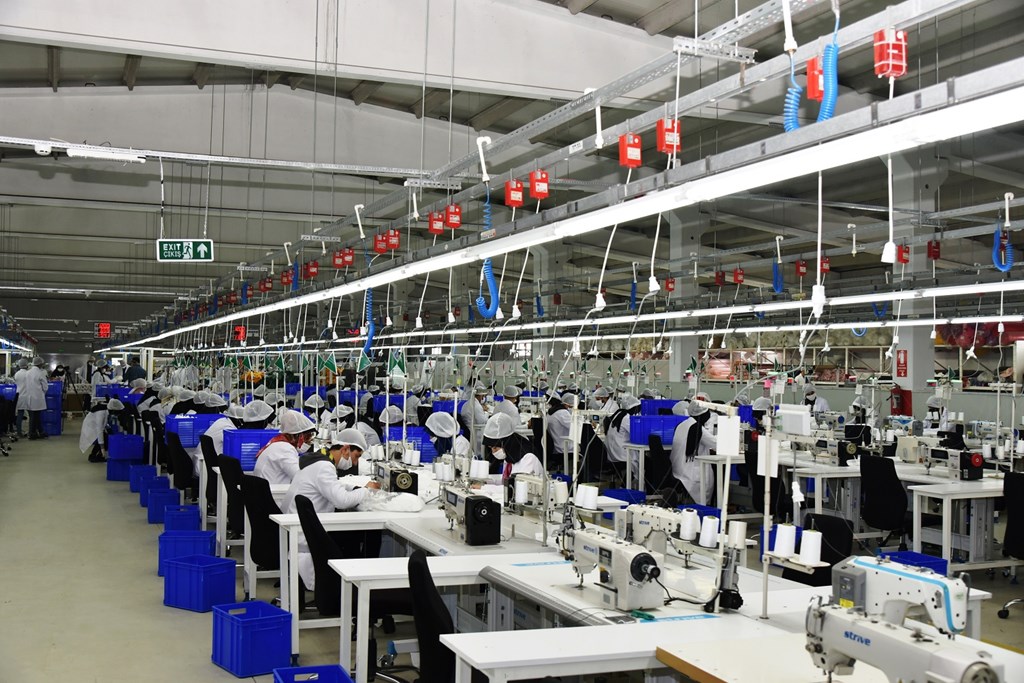 Bakan Selçuk: “Kısa Çalışma Ödeneğinin Süresi, Mevcut Yararlanan Kişiler İçin Cumhurbaşkanımızın Kararıyla 2 Ay Süreyle Uzatıldı”