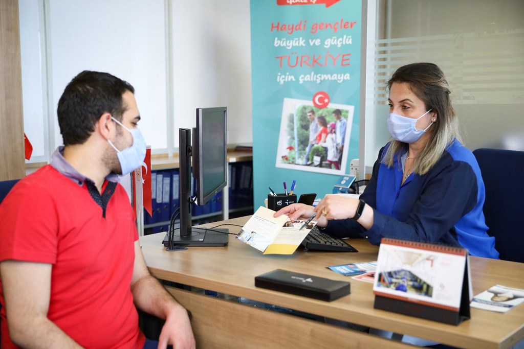 Bakan Selçuk: “İş Arayan Vatandaşlarımızı İşverenler ile Buluşturmayı Sürdürüyoruz”