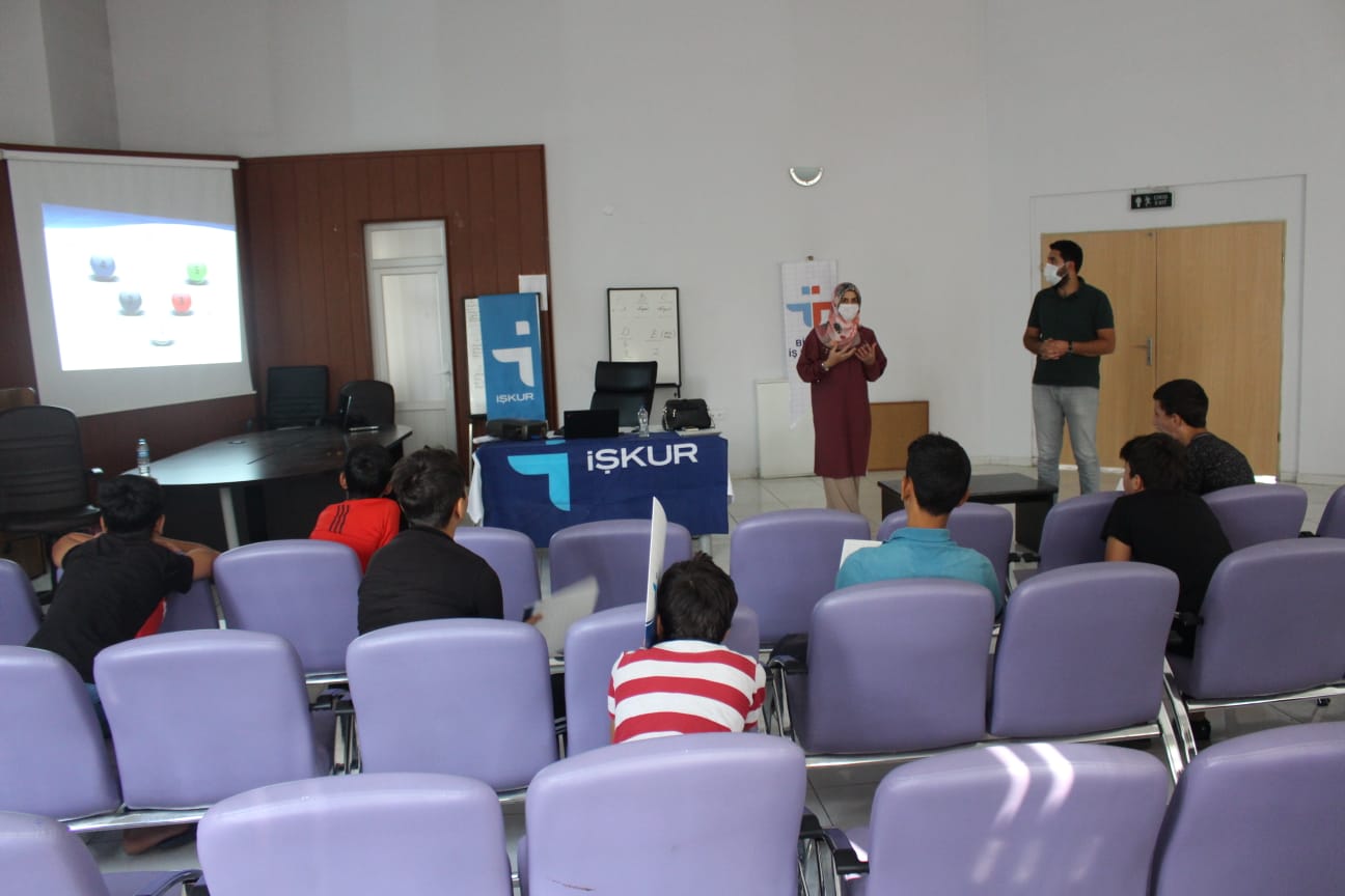 “Mesleki Rehberlik ve İş Kulübü Eğitimi Düzenlendi”