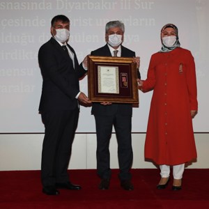 Şehitlerimizin Yakınlarına ve Gazilerimiz için “Devlet Övünç Madalyası ve Beratı Tevcih Töreni” Düzenlendi. - fotoğraf 11