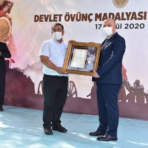 Devlet Övünç Madalyası ve Beratı Tevcih Töreni Düzenlendi - fotoğraf 7