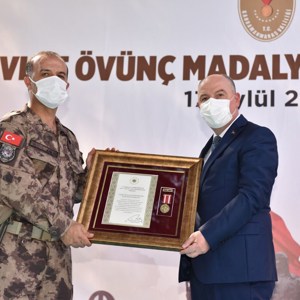 Devlet Övünç Madalyası ve Beratı Tevcih Töreni Düzenlendi - fotoğraf 18