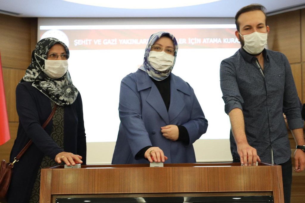 Bakanımız Sayın Zehra Zümrüt Selçuk: “Sunduğumuz İmkanlarla Gazilerimizi Desteklemeye Devam Ediyoruz.”