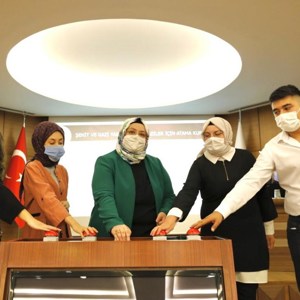 209 Şehit Yakını, Gazi ve Gazi Yakınının Kamuda İstihdamı İçin Atama Töreni Yapıldı - fotoğraf 1