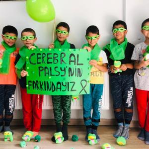 6 Ekim Serebral Palsi Günü’nde İl Müdürlüğümüz ve tüm kuruluşlarımızdan “İstanbul Yeşil Giyiyor” sesi yükseldi. - fotoğraf 4