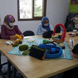 Şiddet Önleme ve İzleme Merkezi Tarafından Altınözü Zeytin Emeği Kadın Girişimi Üretim ve İşletme Kooperatifi Ziyaret Edildi. - fotoğraf 1