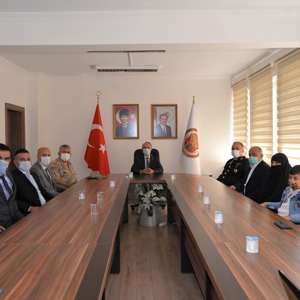 Şehit Aileleri ve Gazilerimize Madalya ve Berat  - fotoğraf 3