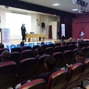 Solhan İlçesinde Muhtarlara Kadına Yönelik Şiddetle Mücadele Semineri Verildi - fotoğraf 2