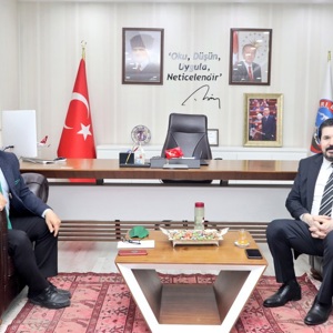 İL MÜDÜRÜMÜZ MEHMETŞAFİ ERİM, BELEDİYE BAŞKANI SAVCI SAYAN’I ZİYARET ETTİ - fotoğraf 2