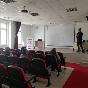 Yayladere İlçesinde Muhtarlara Kadına Yönelik Şiddetle Mücadele Konulu Seminer Düzenlendi. - fotoğraf 2