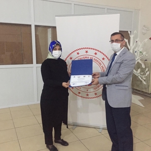 OKA Tarafından Teknik Destek Sağlanan “Sosyal Hizmet Merkezi Meslek Elemanlarının Otizmde Güçlendirilmesi” Eğitimi Tamamlandı - fotoğraf 11