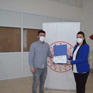 OKA Tarafından Teknik Destek Sağlanan “Sosyal Hizmet Merkezi Meslek Elemanlarının Otizmde Güçlendirilmesi” Eğitimi Tamamlandı - fotoğraf 23