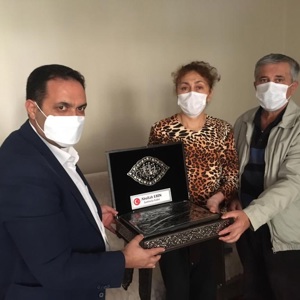 Manisa’da Şehidimizin Ailesine Ziyaret - fotoğraf 5