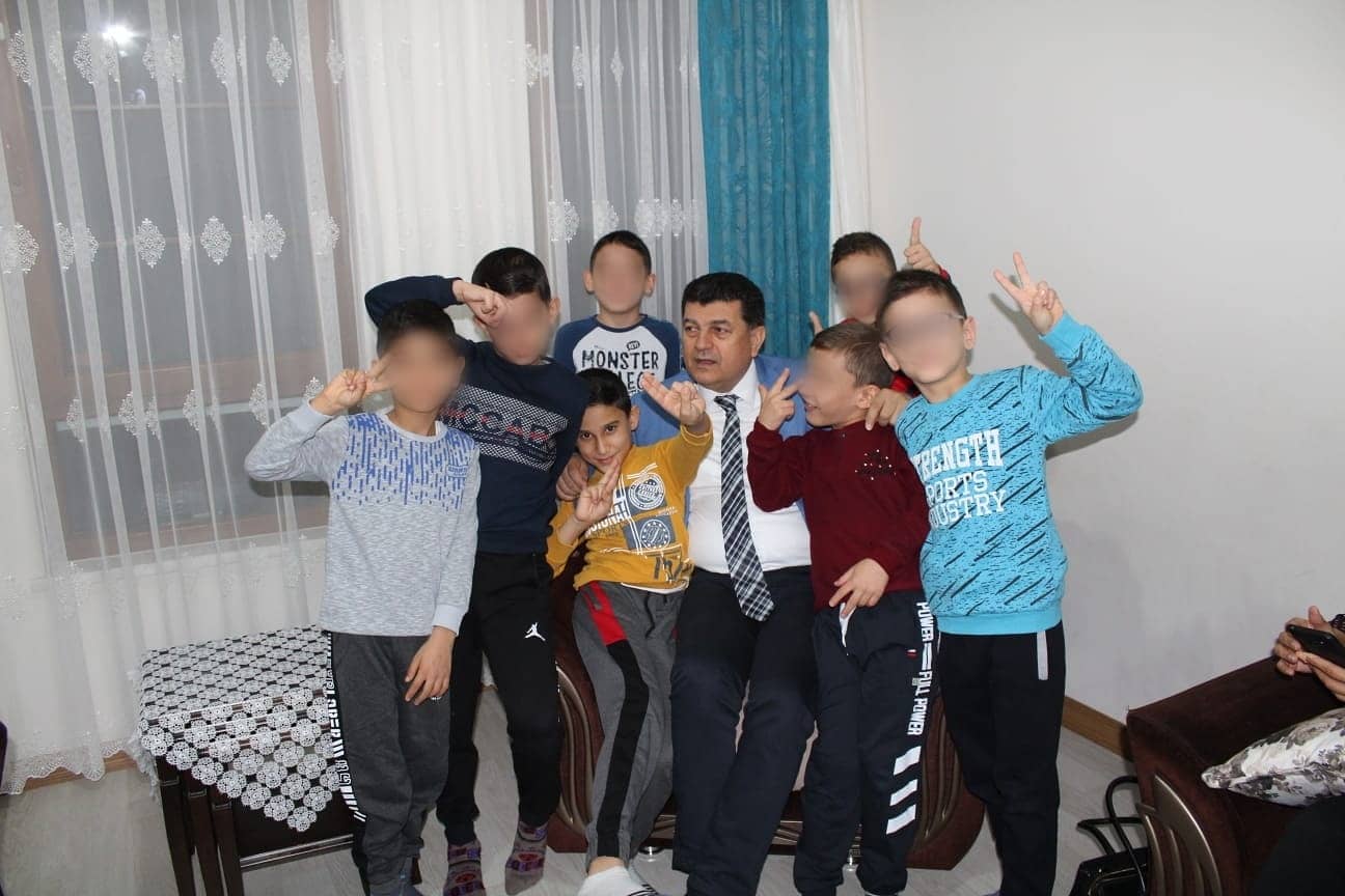 İl Müdürümüz Seyfi BOZÇELİK ve Kavaklıdere Kaymakamı Didem DİNÇ ÖZAY, Kavaklıdere ilçemizde bulunan Çocuk Evimizi ziyaret ziyaret etti.