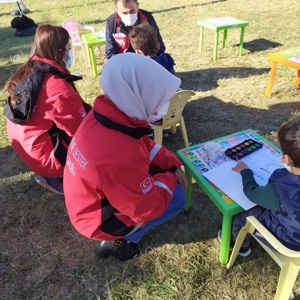 İzmir’de Depremzedelerimizin Hizmetindeyiz - fotoğraf 5