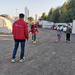 İzmir’de Depremzedelerimizin Hizmetindeyiz - fotoğraf 7