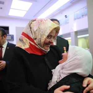 Bakan Selçuk: “170 Bine Yakın Şehit Yakını, Gazi ve Gazi Yakınımızı Ücretsiz Seyahat Kartı Sahibi Yaptık” - fotoğraf 3