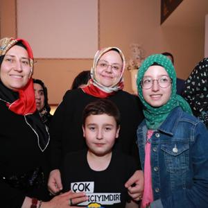 Bakan Selçuk: “170 Bine Yakın Şehit Yakını, Gazi ve Gazi Yakınımızı Ücretsiz Seyahat Kartı Sahibi Yaptık” - fotoğraf 4