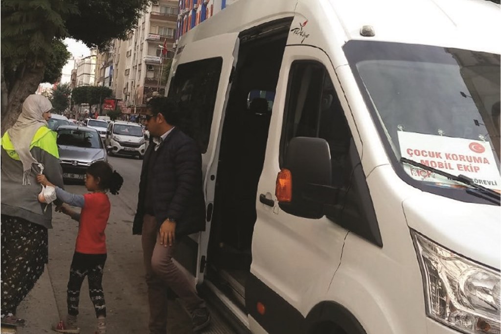 Bakan Selçuk: “149 Mobil Hizmet Birimimiz ile 81 İlimizde, Okullarda Çocuklarımızın Yanındayız”