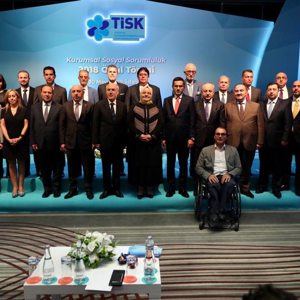 Bakan Selçuk, TİSK 2018 Kurumsal Sosyal Sorumluluk Ödül Töreni’ne Katıldı  - fotoğraf 1