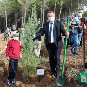 Kahramanmaraş’ta Çocuk Hakları Hatıra Ormanı Oluşturuldu - fotoğraf 4
