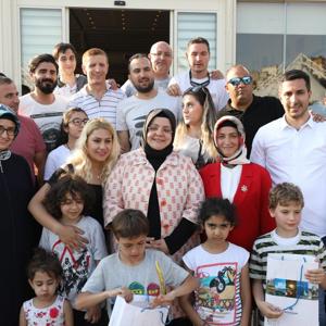 Bakan Selçuk, "Kardeş Buluşmaları Bayramlaşma Programı"na Katıldı  - fotoğraf 3