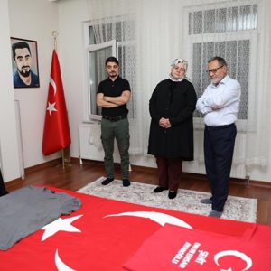  Bakan Selçuk, Ramazan Bayramı Dolayısıyla Bayram Mesajı Yayımladı ve Şehit Yakınlarımız ile Gazilerimizi Ziyaret Ederek, Çocuklarımız, Gençlerimiz ve Kıymetli Büyüklerimiz ile Bir Araya Geldi.  - fotoğraf 16