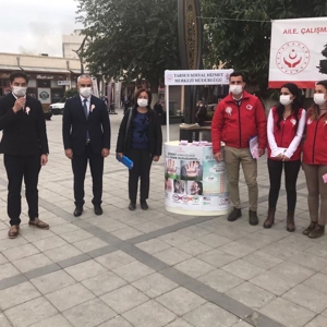 Tarsus  Sosyal Hizmet Merkezi Müdürlüğünün 25 Kasım Kadına Yönelik Şiddete Karşı Uluslararası Mücadele Günü Kapsamındaki Çalışmaları - fotoğraf 6
