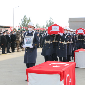 Şehitlerimizi Memleketlerine Uğurladık - fotoğraf 3