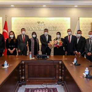 İl Müdürümüz Tarık KUŞMAN ve İlimizde Bulunan Engelli STK Temsilcileri Valimizi Ziyaret Ettiler - fotoğraf 1