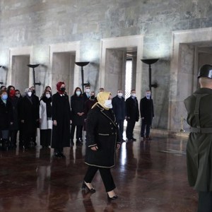 Bakan Selçuk: “Milli Mücadele Yıllarında, Kurtuluş Savaşı’nda Ön Saflarda Yer Alan Kahraman Kadınlarımızın Açtığı Yolda, Her Hal ve Şartta Milli İradenin Yanında Yer Alarak Demokrasimize ve Haklarımıza Aynı Cesaretle Sahip Çıkacağız” - fotoğraf 5