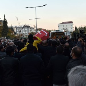 Şehit Polis Memuru Barış Göl Dualarla Ebediyete Uğurlandık - fotoğraf 8
