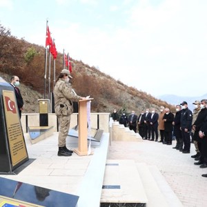 Sazak Şehitlerimiz Rahmet ve Saygı İle Anıldı - fotoğraf 1