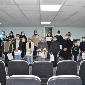 “Göç ve Aile’’ Temalı “Yazıyorum Çiziyorum Etkinliği” Resim Yarışmasında Ödüller Sahiplerini Buldu - fotoğraf 1